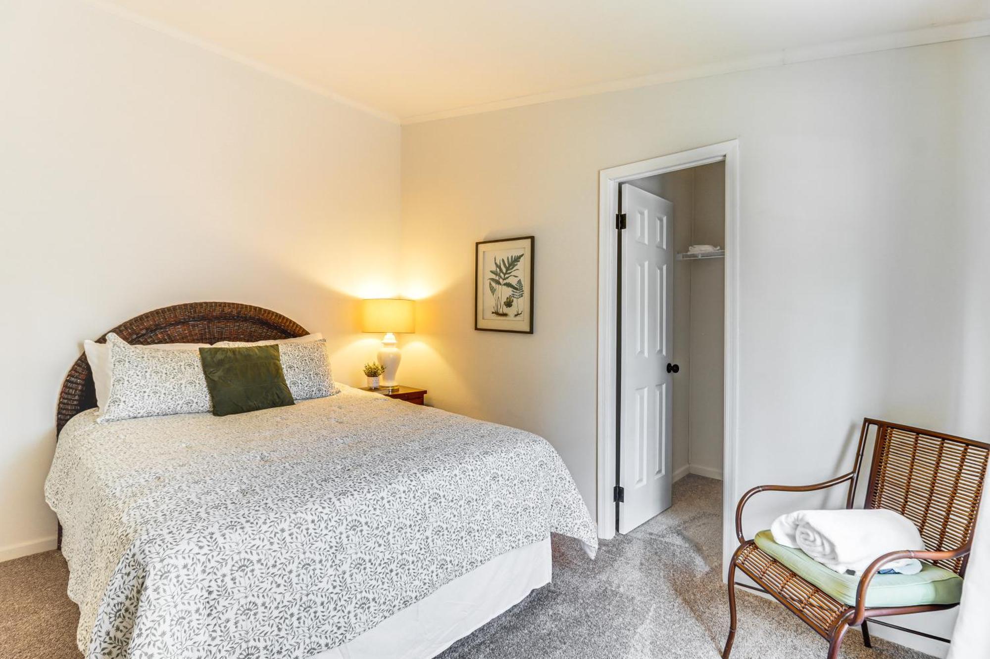 Community Perks Updated Retreat! Holiday home