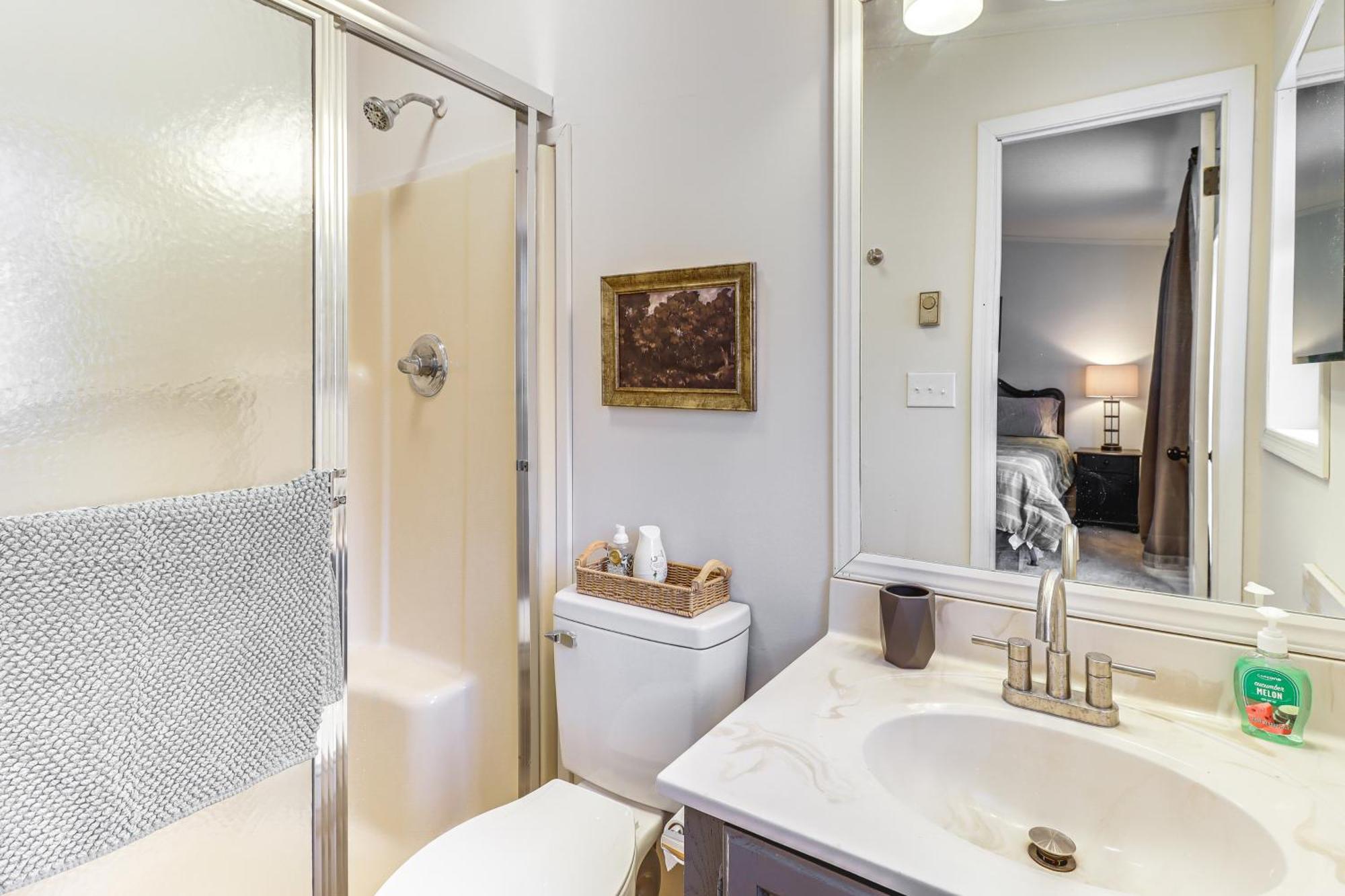Community Perks Updated Retreat! Albrightsville